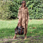 VESTIDO BOMBAZINE LONDON CAMEL